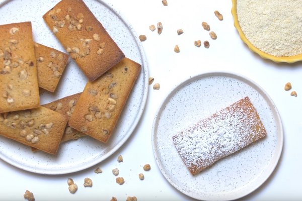 recette financier avec le four W7 vapeur de Whirlpool