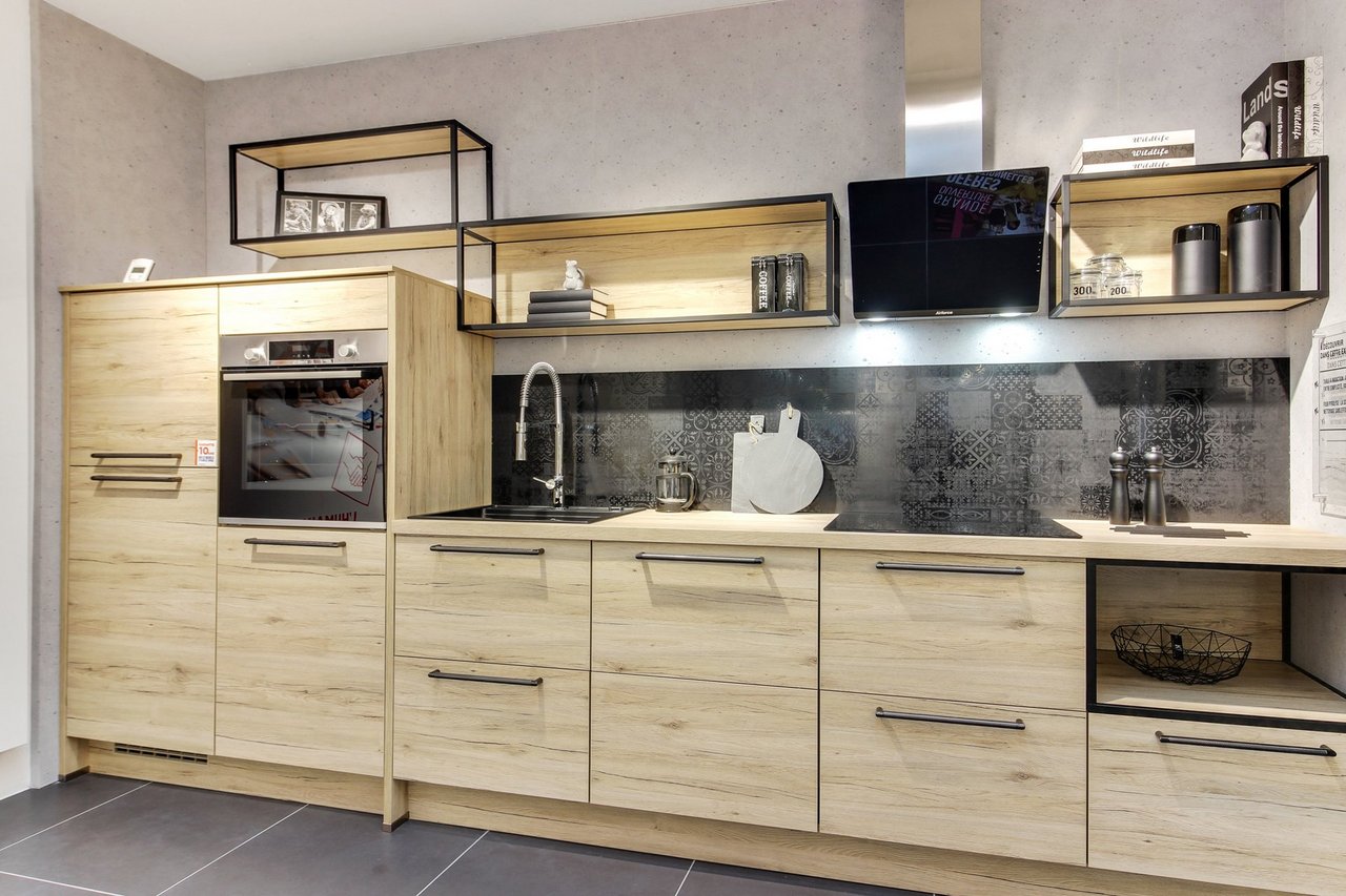 Façades de cuisine en bois les bonnes combinaisons couleurs